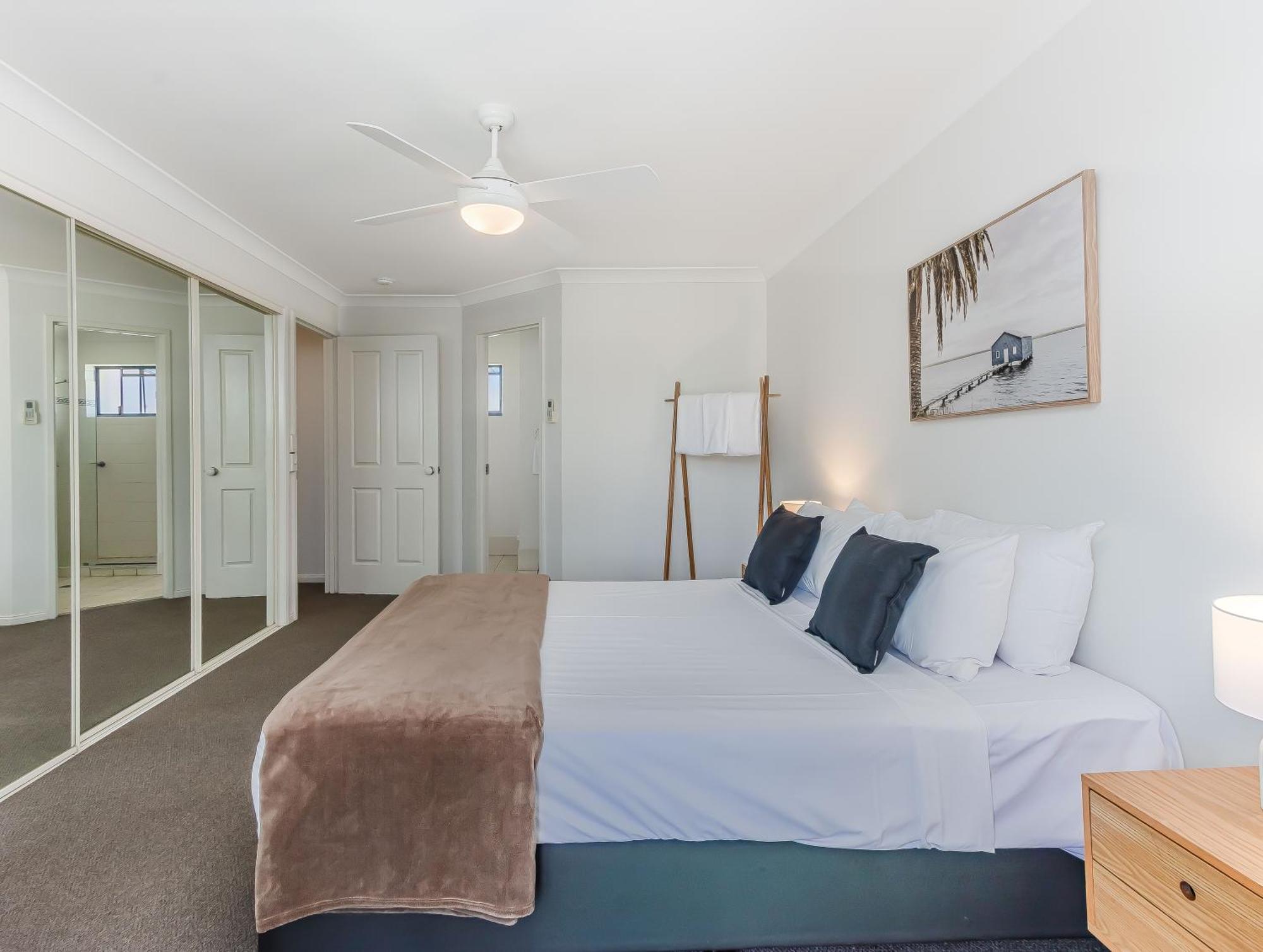 Bella Mare Coolangatta Beachside Apartments Guldkusten Exteriör bild