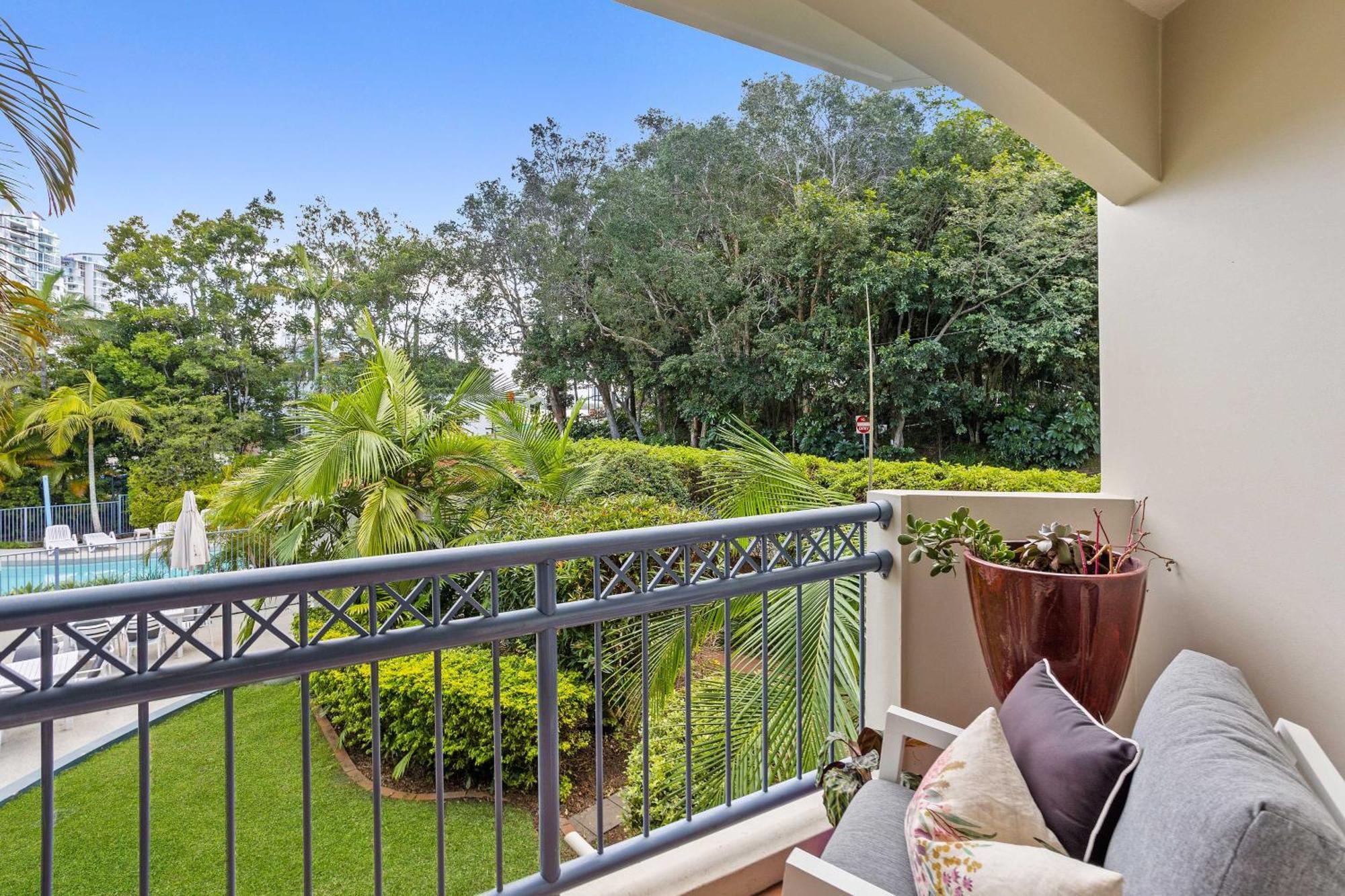 Bella Mare Coolangatta Beachside Apartments Guldkusten Exteriör bild